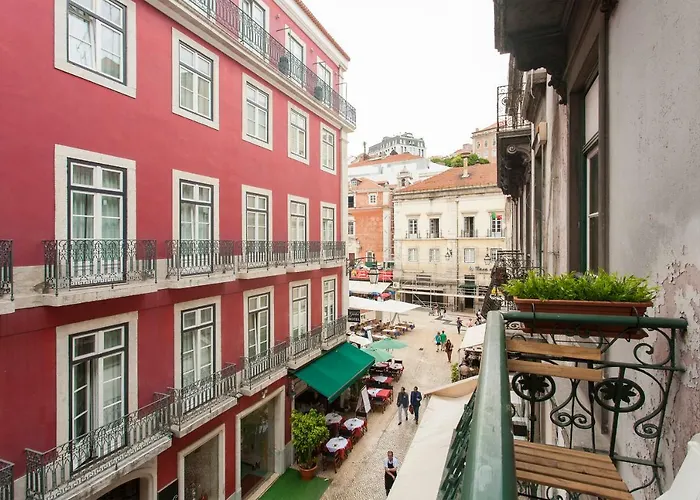 Coliseu By Hill شقة